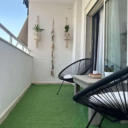 Deluxe Apartment With Private Jacuzzi Sarande Stay * Sarande